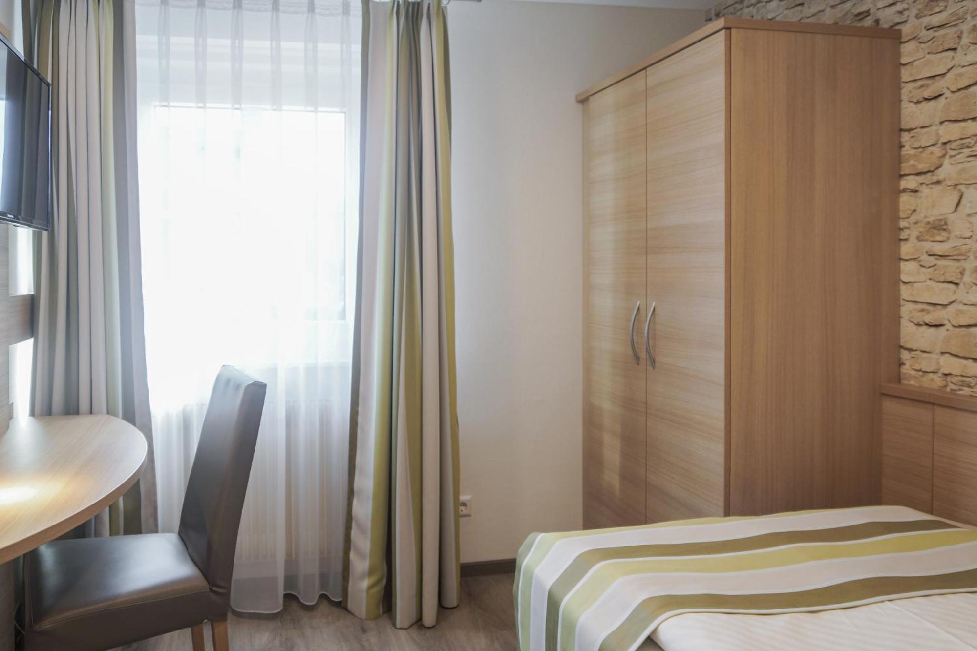 Hotel Garni In Der Breite Albstadt Extérieur photo